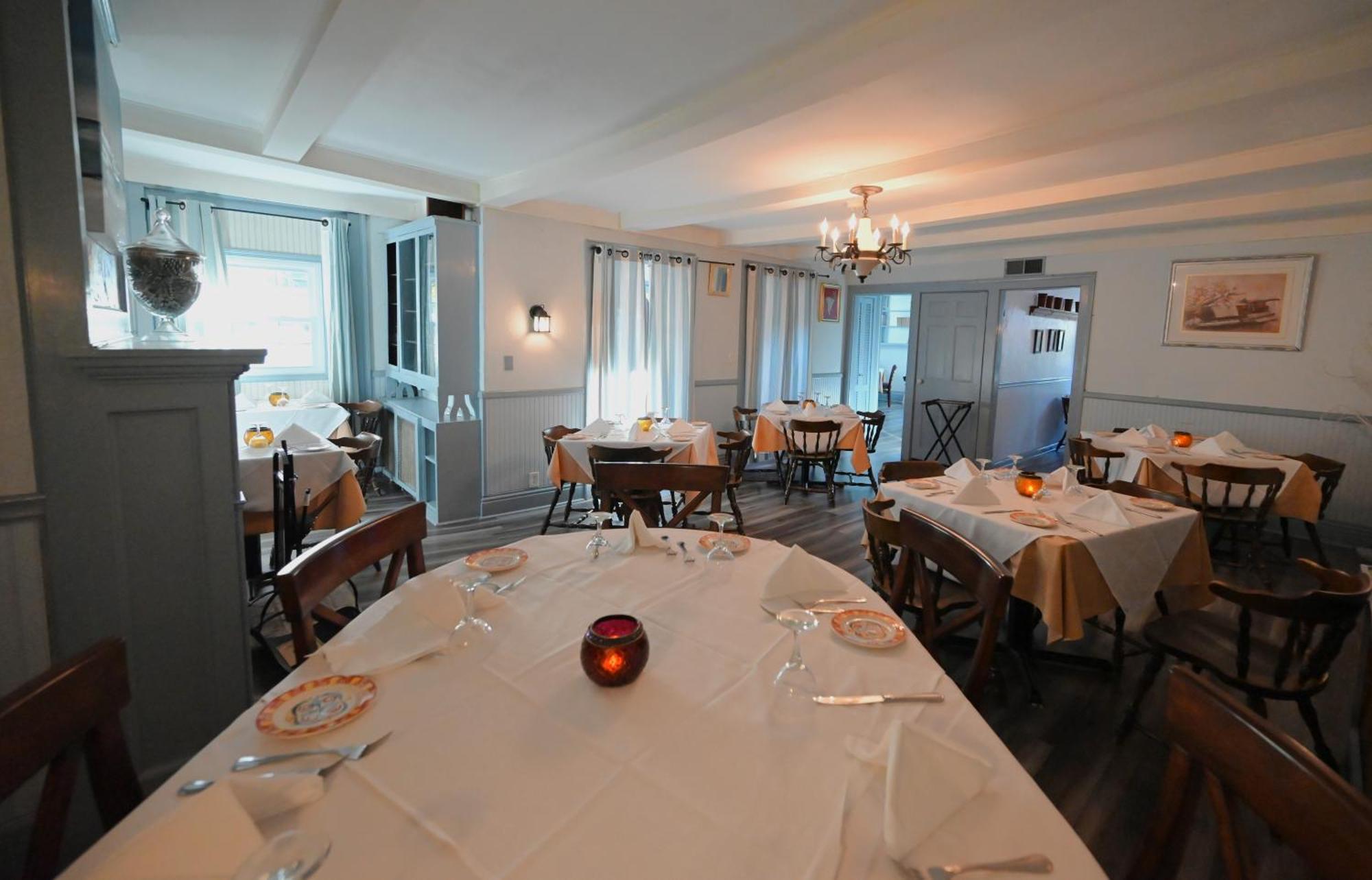 La Perla Restaurant & Country Inn Averill Park Exterior foto