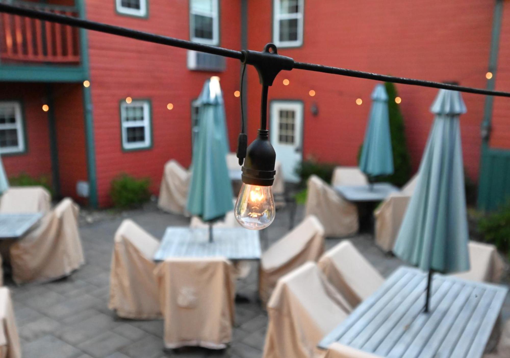 La Perla Restaurant & Country Inn Averill Park Exterior foto